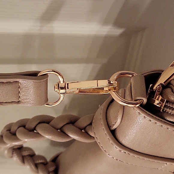 BEAUTIFUL PURSE👛 - Picture 8 of 8